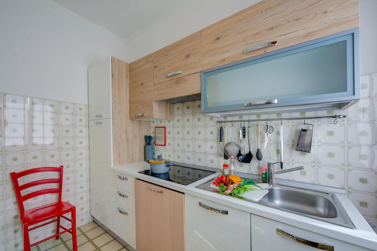 The Bon'Ora Apartment - Happy Rentals Riva del Garda Buitenkant foto